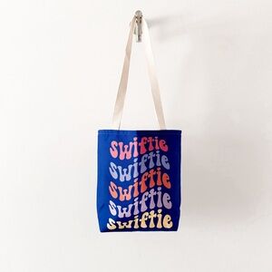 Taylor‎ Swiftie Rainbow Color Fun Wavy Font Spring Everyday Tote Bag